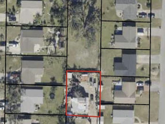 2nd image of 6911 Winona St
