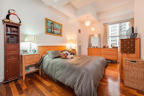 Rented by Keller Williams NYC | media 53