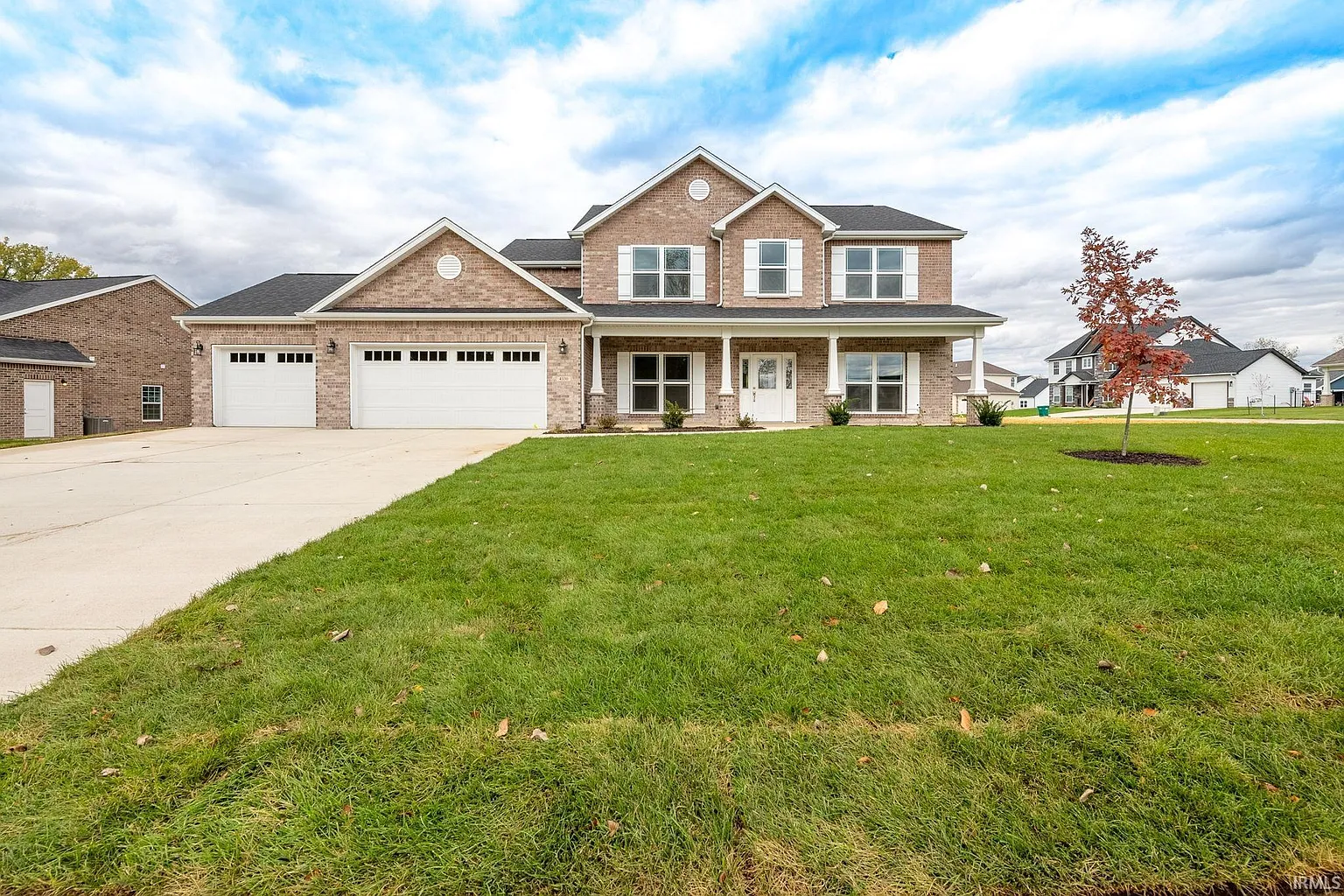 4330 Admirals Landing Dr photo 1