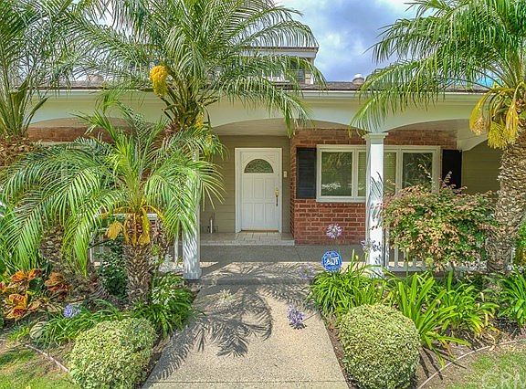2nd image of 13151 Sussex Pl