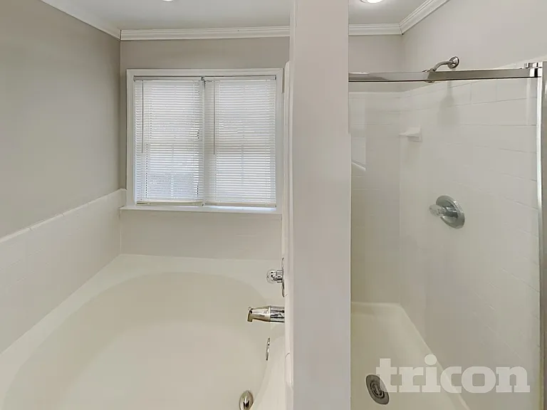 4009 Auburn Hills Dr — Photo 9