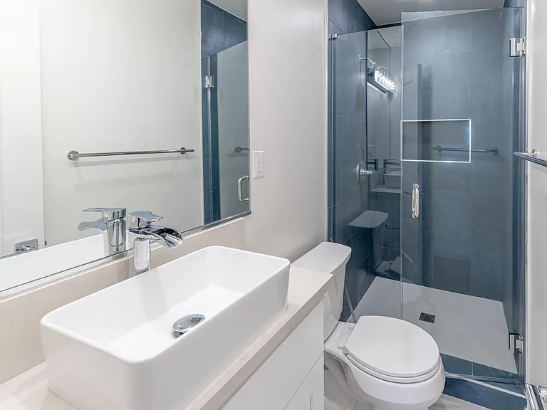 1028 6th St #1026D — Photo 4