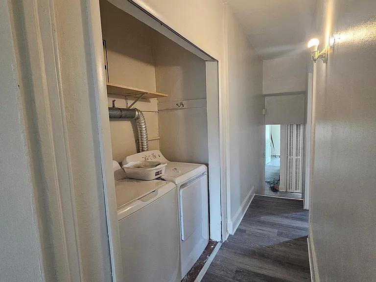 4023 Locust St #3 — Photo 6