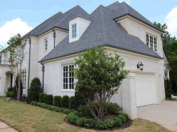 5th image of 8962 Hollybrook Ln S