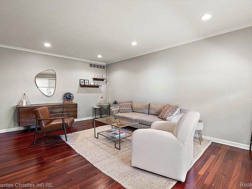 17657 Avilla Blvd, photo 8