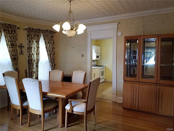 2nd image of 309 Griffiths St #11