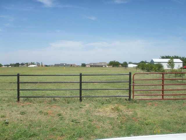 2nd image of Steeplechase Lot 11