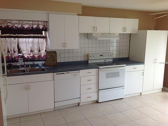 3rd image of 130 Coral Dr