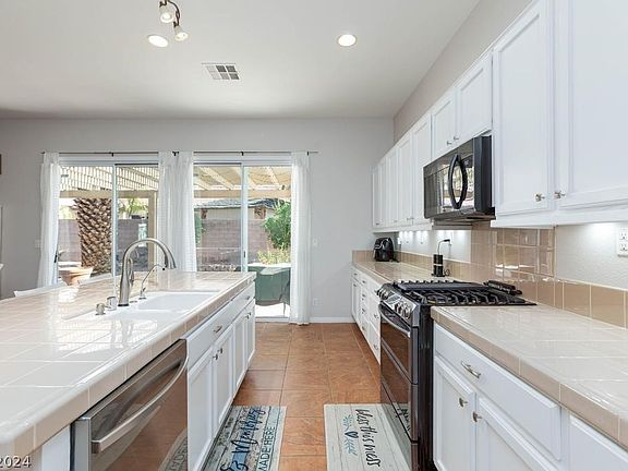 5th image of 1512 Gentle Brook St