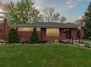 9210 Harrison St, Livonia, MI 48150