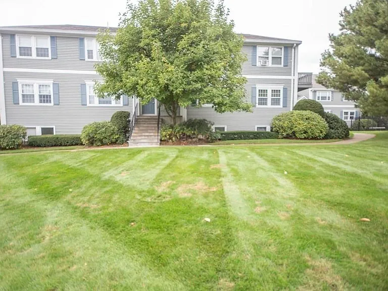 34 Washington Grn #8 — Photo 1