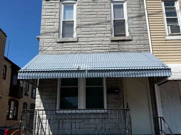 414 S 10th St, Reading, PA 19602