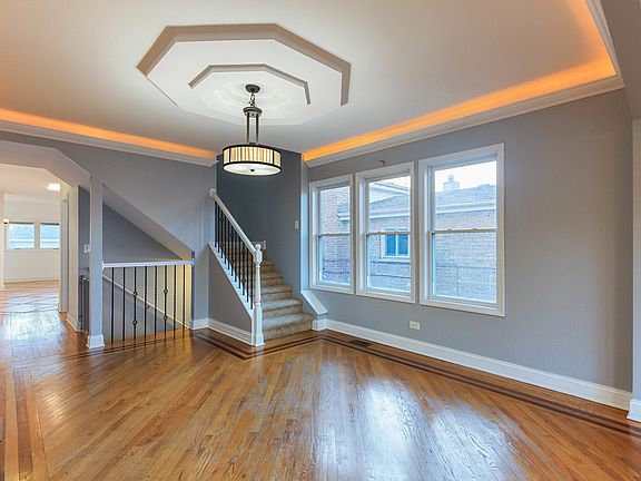 5th image of 517 E 89th St