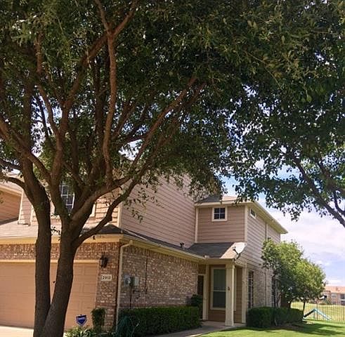 1st image of 2913 Jowett Dr