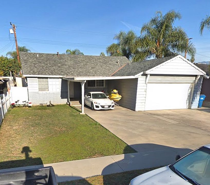 1st image of 621 Broadmoor Ave