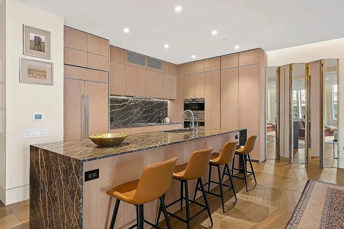 49 Chambers St — Photo 4
