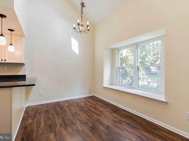 13 Heather Ct — Photo 6