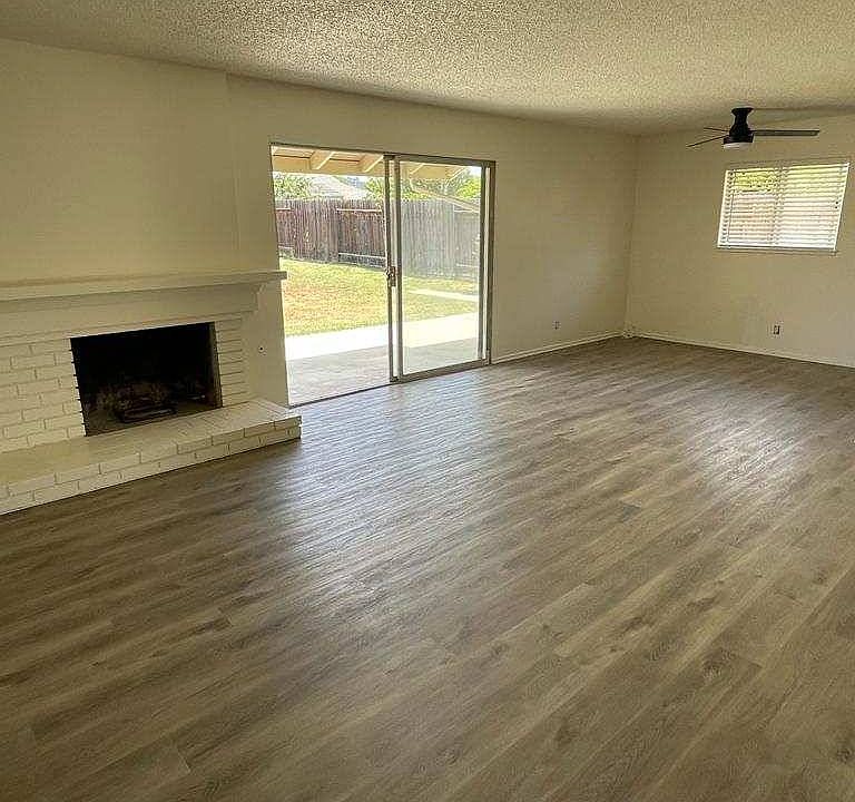 2nd image of 2131 Gorman St