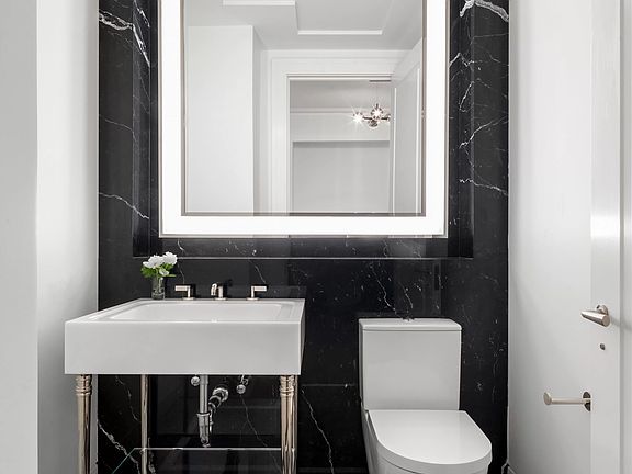 5th image of 225 W 86th St APT 1015