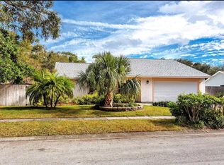 244 Myrtle Ct, Palm Harbor, FL 34683