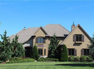 15928 King St, Overland Park, KS 66062