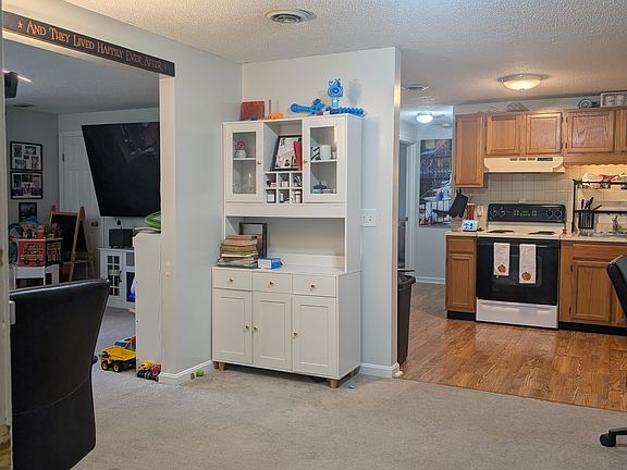 2nd image of 22 Randolph Dr