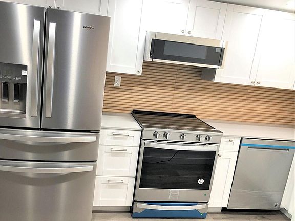 4th image of 9355 Fontainebleau Blvd APT C205