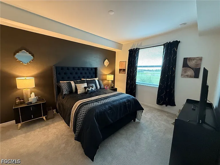 15285 Green Acres Ave #425 — Photo 11