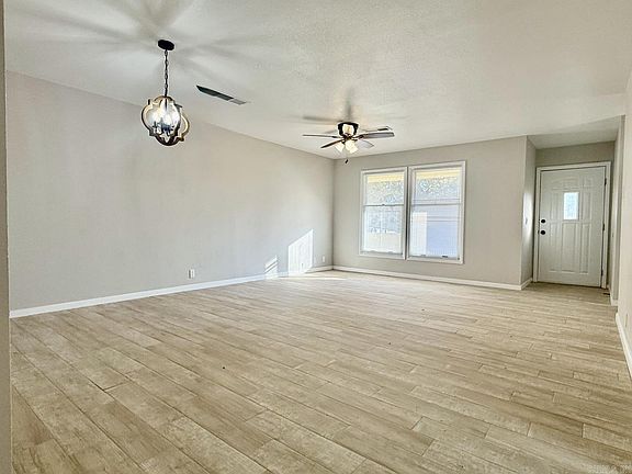 2nd image of 7 Perralena Ln
