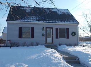 1723 Grand Ave, Manitowoc, WI 54220