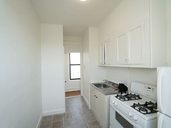 2nd image of 245 Martense St APT 4