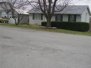 27 Lakeview Dr, Williamstown, KY 41097