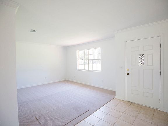 5th image of 543 SW Walter Ave