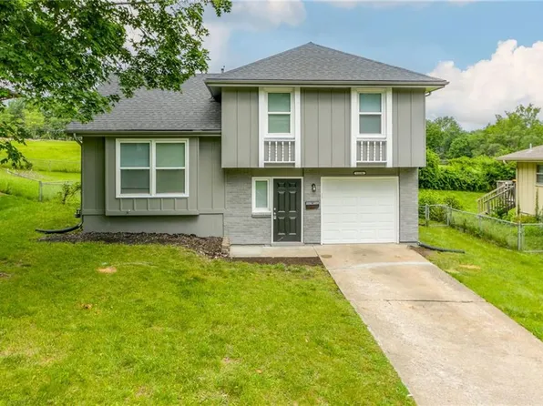 11136 Spring Valley Rd, Kansas City, MO 64134