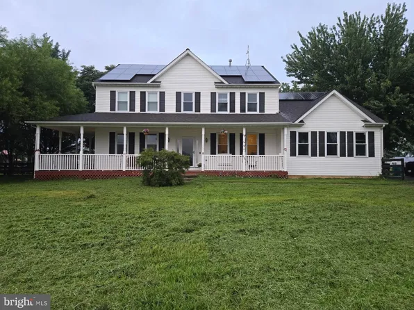 12051 Mountain Watch Ct, Lovettsville, VA 20180