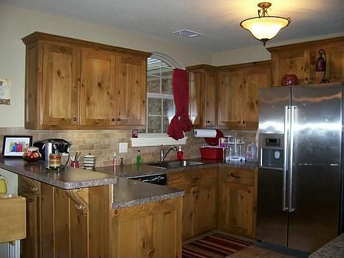4th image of 8494 Willow Creek Dr