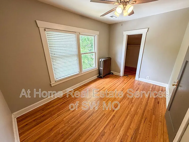 1005 S Roanoke Ave — Photo 8