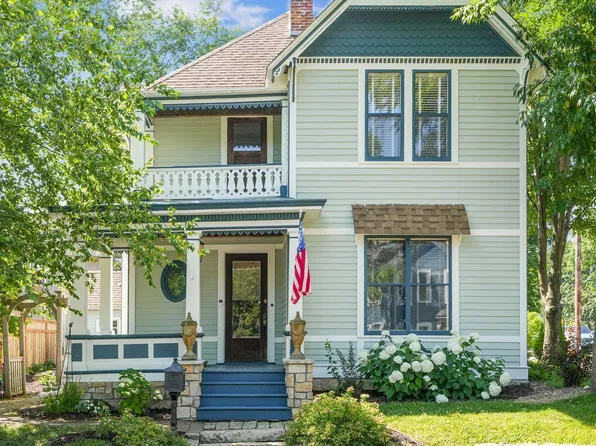 411 Olive St W, Stillwater, MN 55082