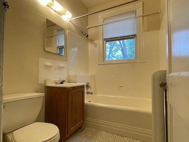 2716 Wisconsin Ave NW #12 — Photo 9