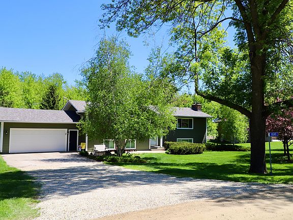 3rd image of 8049 Kendall Ave