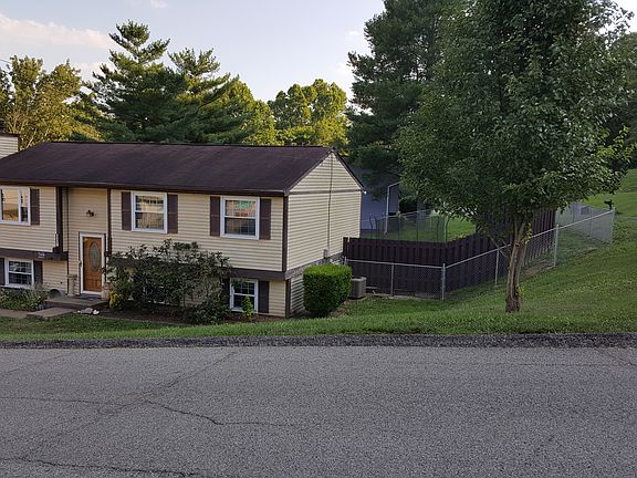 2nd image of 116 N Arthur Dr