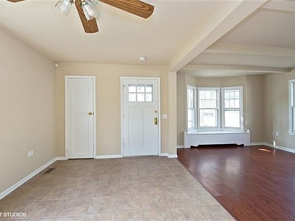 5th image of 204 S Glenwood Pl