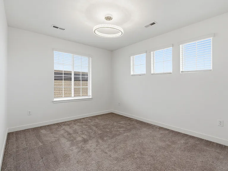14480 Hudson St — Photo 14