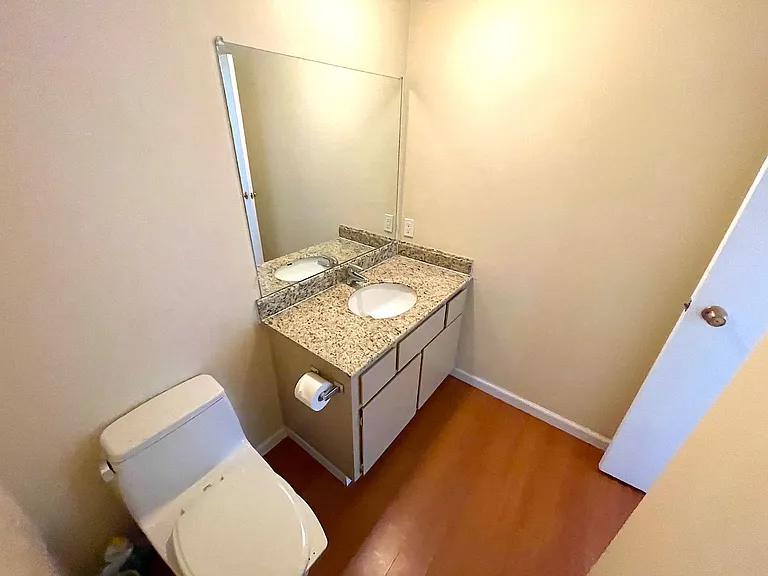 801 Franklin St #1228 — Photo 10