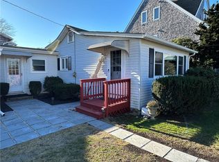 2 Reed Ave, Waterford, CT 06385