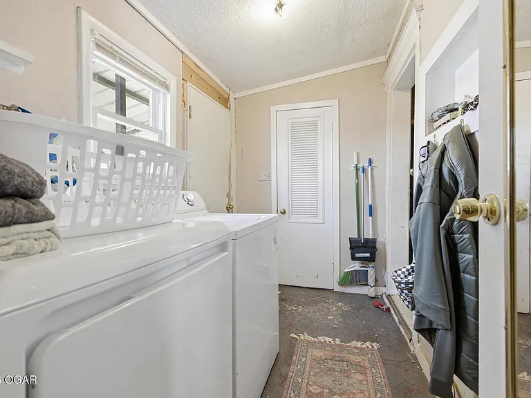2127 S Joplin Ave — Photo 11