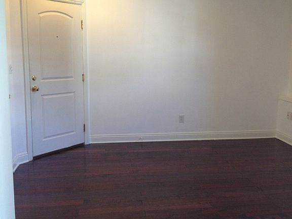 5th image of 701 S Mariposa Ave APT 202