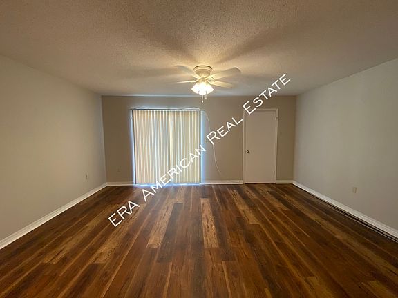 2nd image of 1705 Brighton Cv #A