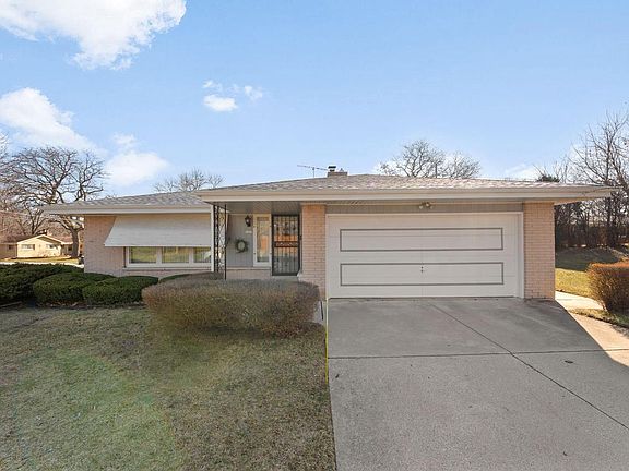 2nd image of 1217 Fairway DRIVE