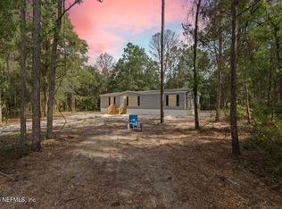 103 Grunion Rd, Florahome, FL 32140